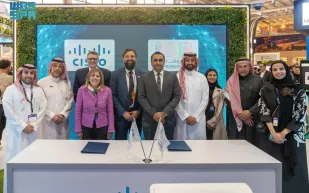 روشن" و"سيسكو" توقعان اتفاقية لتعزيز مفهوم "المباني الذكية"