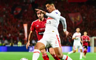 الزمالك يُسقط الأهلي بثنائية الجزيري ويُنهي 21 عامًا من سيطرة الأحمر