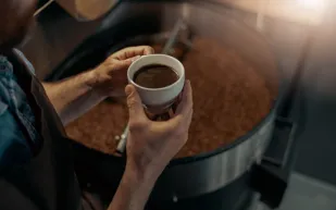 جينات" تحكم إدمان القهوة.. دراسة تكشف عن سرّ استهلاك البعض لكميات أكبر