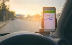 وداعًا للبحث عن سيارتك في المواقف الضخمة.. خرائط جوجل تطلق ميزة "حفظ مكان الركن"