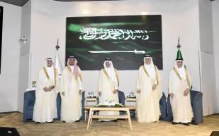 أمير المنطقة الشرقية يفتتح منتدى الاستثمار البيئي 2024 (صور)