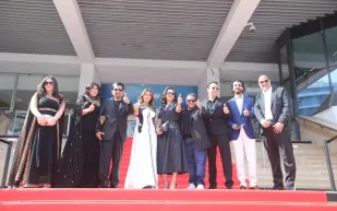 عرض فيلم "نورة" بمهرجان كان وسط حفاوة بالغة وحضور كبير (فيديو)