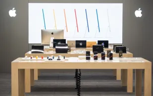 "أنحف جهاز وقلم بمزايا مختلفة".. مفاجآت جديدة من "أبل"