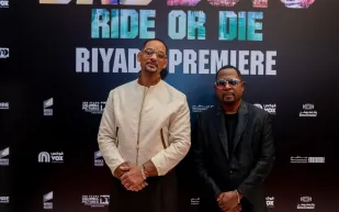 يرتدي جاكيت بـ1495 يورو.. ويل سميث يروّج لفيلمه Bad Boys في الرياض بأناقة