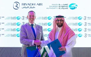 شراكة بين "طيران الرياض" و"هيئة السياحة" لرسم مستقبل المنظومة بالمملكة