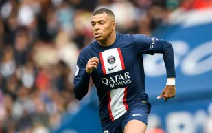 مبابي يحسمها رسميًّا: هذا موسمي الأخير مع باريس سان جيرمان