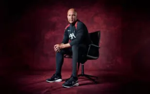 في أول مقابلة له كمدرب.. آرني سلوت يكشف عن خطته فى قيادة ليفربول