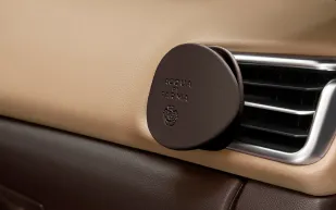 استمتع برائحة إيطاليا.. Acqua di Parma تُطلق مجموعة معطرات السيارة وColonia