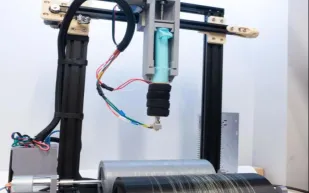 علماء يبتكرون أزياء قابلة للذوبان من الجيلاتين