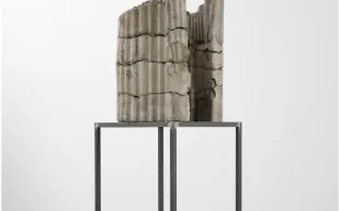 عرض منحوتة "Wiese" لـ"إيزا غينزكن" في مزاد بـ 500 ألف جنيه إسترليني