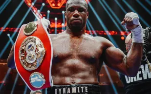 دوبوا يهدد عرش جوشوا في قتال "قاتل الملك" في ويمبلي