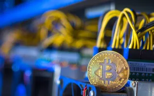 قيمة العملات تحت إدارة صناديق "بيتكوين" تصل إلى 60 مليار دولار