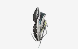 استمتع بِصيفٍ مريح مع أحدث صيحات الـSneakers من العلامات الفاخرة