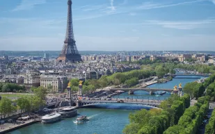 هل يلغي تلوث نهر السين منافسات السباحة في أولمبياد باريس؟