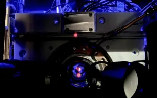 إنجاز تاريخي: باحثون يبتكرون ساعة ذرية تُعيد تعريف مفهوم الدقة