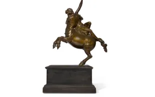 تمثال "Nessus and Deianira" للبيع بمزاد مقابل 1.2 مليون إسترليني