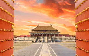 قصران فارهان بتصميم صيني يُباعان بسعر 75 مليون دولار قبل المزاد.. فرصة لا تُفوّت!