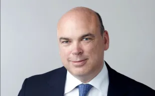 الملياردير مايك لينش.. من ثروة طائلة إلى اختفاء في قاع البحر