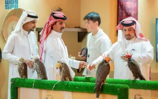 بمبيعات تجاوزت 10 ملايين ريال.. اختتام "المزاد الدولي لمزارع إنتاج الصقور 2024"