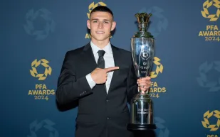 تعليق  فودين بعد الحصول على جائزة أفضل لاعب في الدوري الإنجليزي  