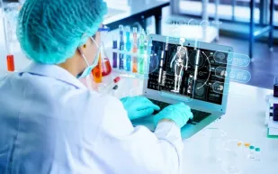 دراسة حديثة: الرجال أقل عرضة للإصابة بالسرطان عن النساء