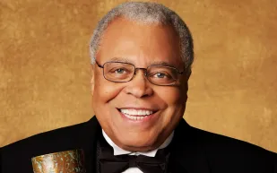  بعد إعلان وفاته.. كم تبلغ ثروة جيمس إيرل جونز؟