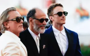 فينيسيا في يومه السادس.. دانيال كريغ  على السجادة الحمراء ونجوم الجوكر يتألقون (فيديو)