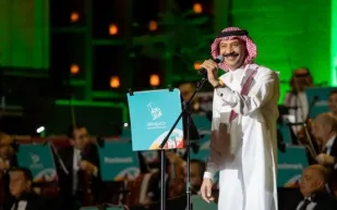  افتتحها عبادي الجوهر.. انطلاق حفلات اليوم الوطني السعودي الـ94 (فيديو)