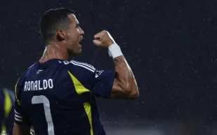 "رونالدو" بعد وصوله إلى مليار متابع: "لقد صنعنا التاريخ"