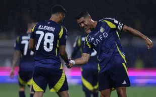 "أليكس تيليس": "رونالدو" يراقب التزام زملائه بالنظام الغذائي