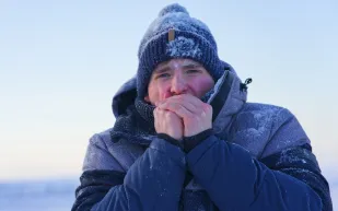 البرد يهدد قلبك.. دراسة جديدة تكشف الخطر