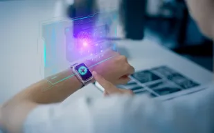 "التكنولوجيا القابلة للارتداء".. تطور متسارع ينافس الخيال!