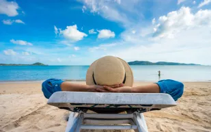 الصحة والرفاهية.. بين العلاج بمياه البحر والتأمل تحت الماء