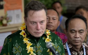 تقرير حديث يؤكد: "إيلون ماسك" أول تريليونير في العالم بحلول 2027