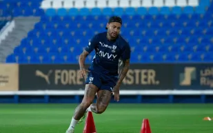 بعد عام من الغياب.. "نيمار" يعود إلى التدريبات الجماعية مع "الهلال" 