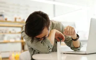 احذر.. 7 عادات يومية تدمر صحتك