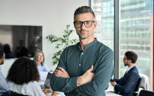 الاستعداد للتقاعد.. نصائح الادخار الذكي بعد سن الأربعين