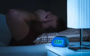 المشاعر السلبية تبلغ ذروتها في الثالثة صباحاً وتسبب "الاكتئاب الليلي".. دراسة