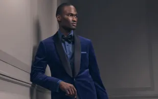 إطلالتك تحت الأضواء: دليل الأناقة المثالي لموسم الاحتفالات