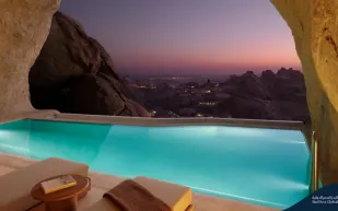 افتتاح منتجع "ديزرت روك" من "البحر الأحمر" الدولية