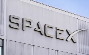 قيمتها ارتفعت لـ 350 مليار دولار.. "SpaceX" توافق على صفقة لشراء أسهم داخلية