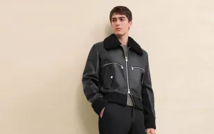 أناقة بلا حدود: سترات جلدية تُبرز شخصيتك المميزة