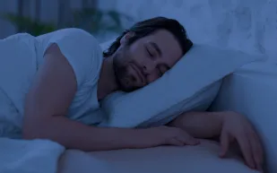 4 أطعمة تساعد على الاسترخاء وتحسن جودة النوم