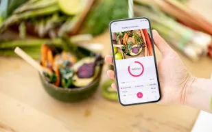 للاستمتاع برمضان صحي.. 5 تطبيقات تساعدك على حساب سعراتك الحرارية 