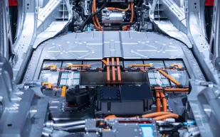 بعد اكتشاف بحيرة سالتون.. هل يصبح ماسك وبيزوس أكبر المستفيدين من طفرة الليثيوم؟