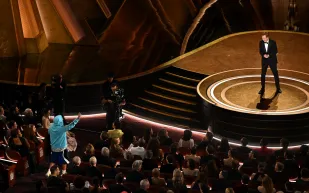 بين الإبداع والطرافة والمواقف المؤثرة.. أبرز لحظات حفل جوائز الأوسكار 2025