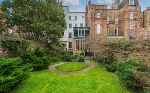 فرصة لامتلاك قصر تاريخي في لندن بسعر 21.5 مليون جنيه إسترليني