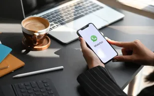 واتساب تطلق ميزة إضافة الصوت إلى الحالات لأول مرة