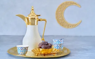 استمتع بعيد فطر سعيد: نصائح للتعامل مع التغيرات الغذائية بعد رمضان