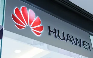 "هواوي" تسجّل براءة اختراع لكاميرا فائقة النحافة